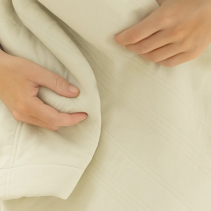 ChillGuard™ - The UK's #1 Cooling Blanket for Hot Sleepers