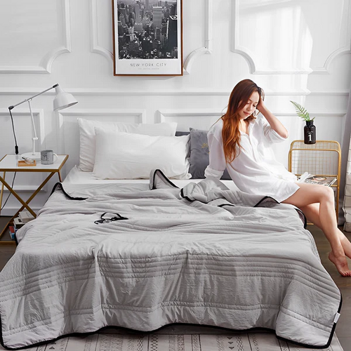 ChillGuard™ - The UK's #1 Cooling Blanket for Hot Sleepers